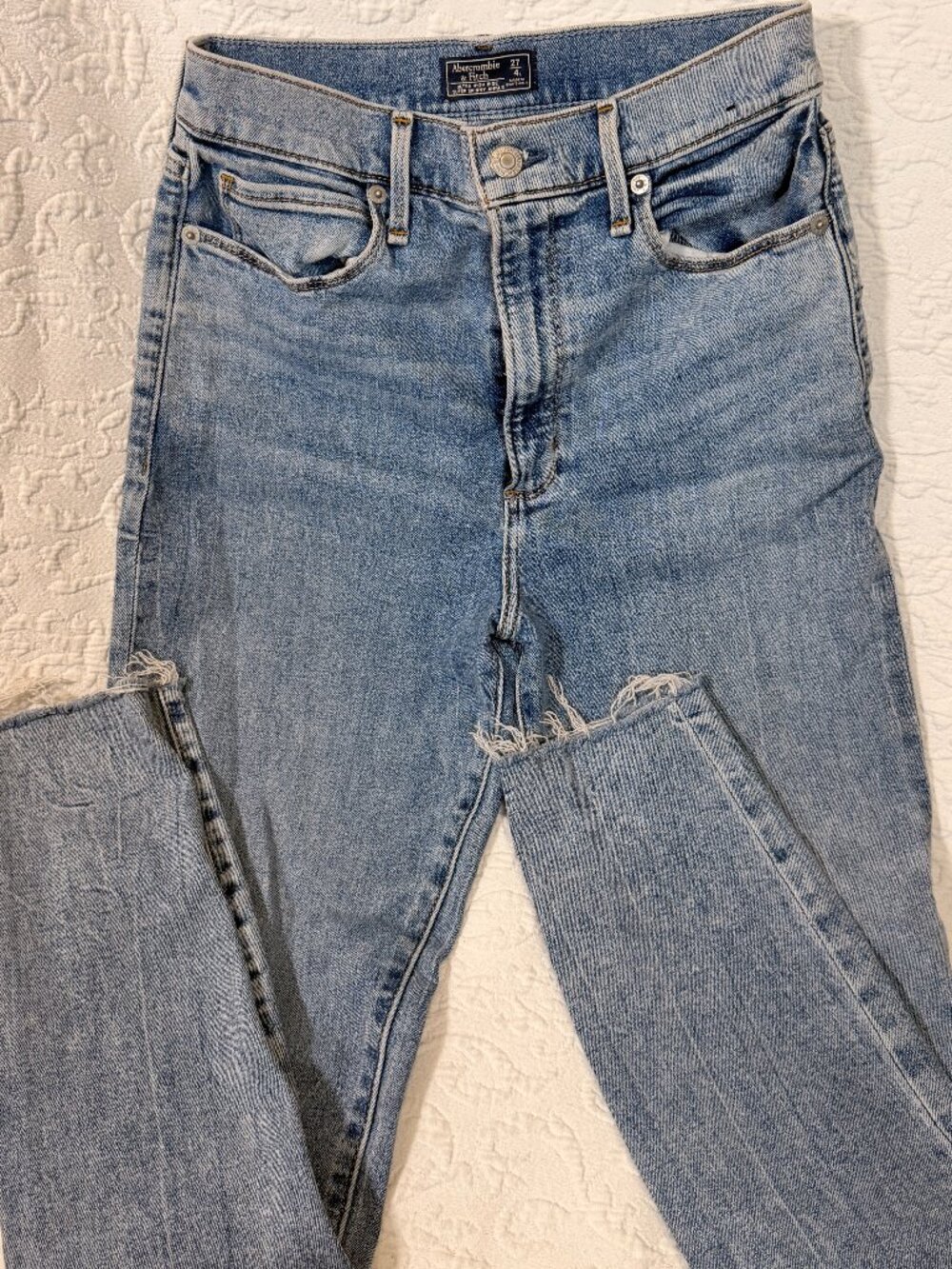 Abercrombie & Fitch Women's Frayed Skinny Jeans
